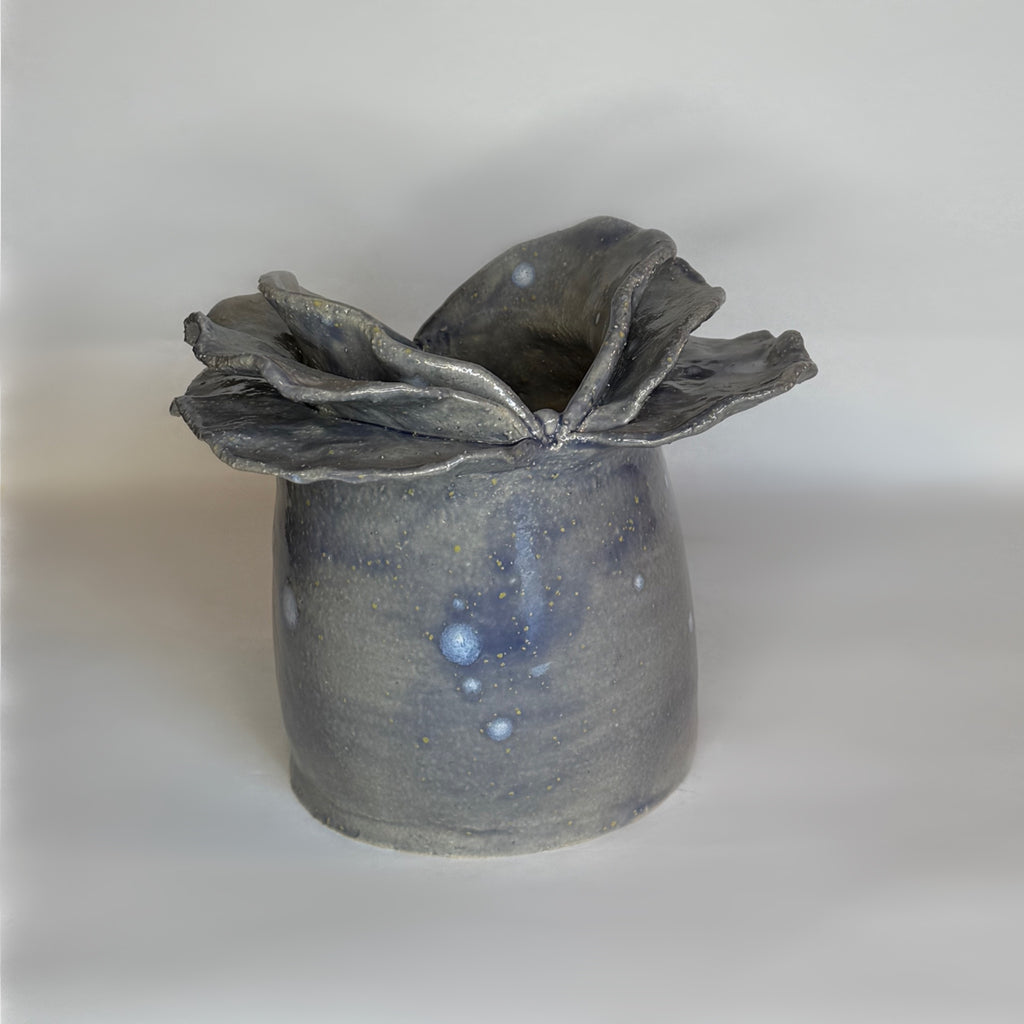 Pussy Vase 3/5